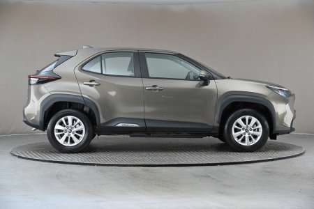 2025 Toyota Yaris Cross - photo 11