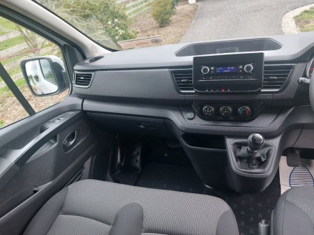 2023 Renault Trafic - photo 20