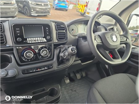 2026 Vauxhall Movano - photo 6