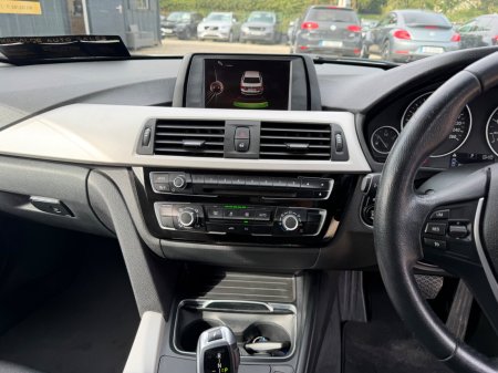 2017 BMW 3-Series - photo 13
