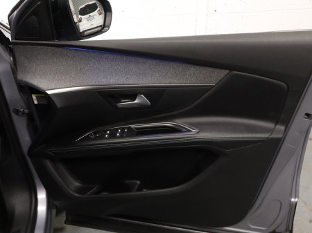 2022 Peugeot 5008 - photo 23