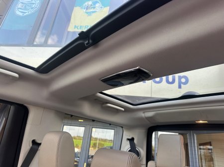2016 Land Rover Discovery - photo 21