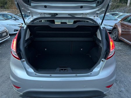 2016 Ford Fiesta - photo 13