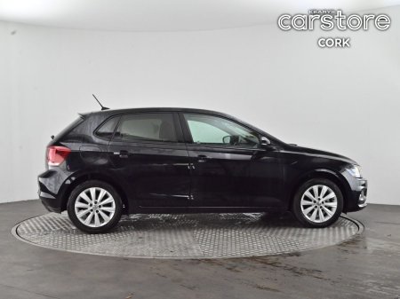 2018 Volkswagen Polo - photo 2