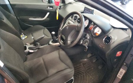 2010 Peugeot 308 - photo 12