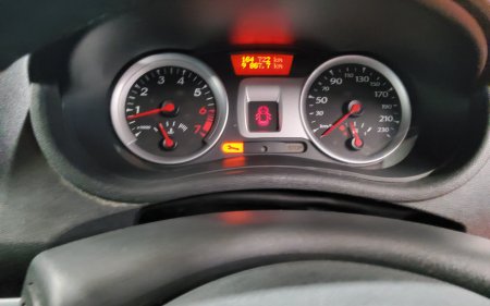 2011 Renault Clio - photo 14