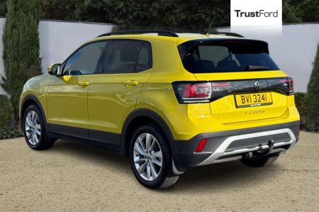 2024 Volkswagen T-Cross - photo 2