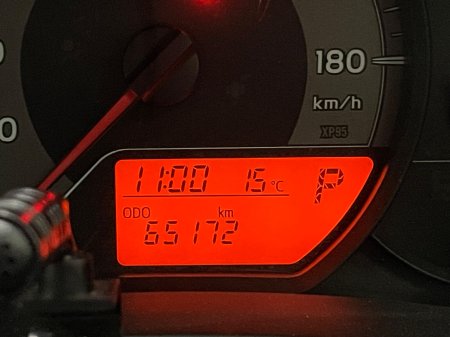 2018 Toyota Vitz - photo 10