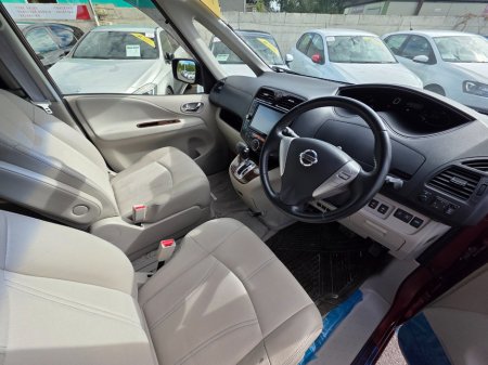2015 Nissan Serena - photo 15