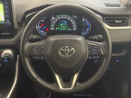 2022 Toyota RAV4 - photo 9