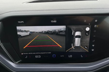 2026 Volkswagen Touareg - photo 37