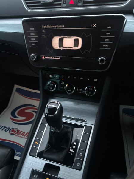 2022 Skoda Superb - photo 12