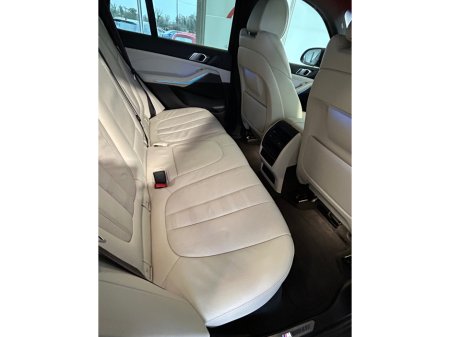 2022 BMW X5 - photo 27