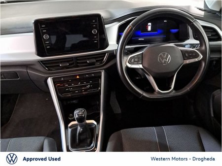 2023 Volkswagen T-Roc - photo 2
