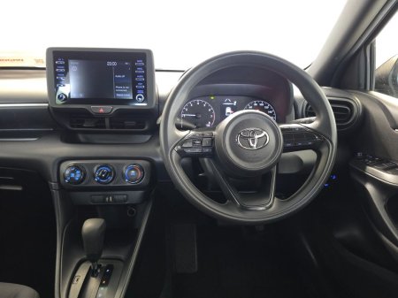 2022 Toyota Yaris - photo 7
