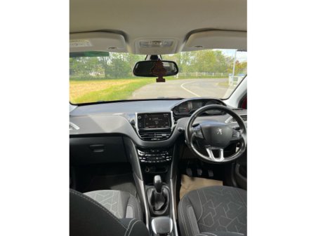 2017 Peugeot 2008 - photo 7