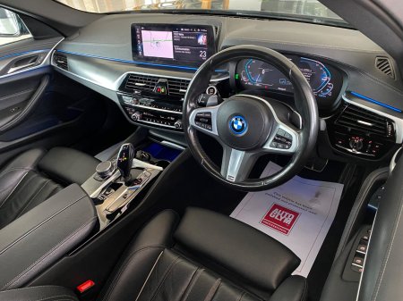 2023 BMW 5-Series - photo 12