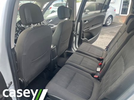 2016 Opel Zafira - photo 12