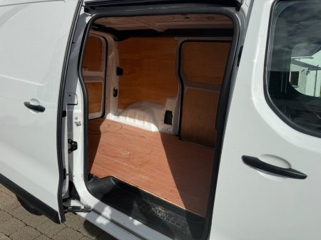 2023 Citroen Dispatch - photo 18