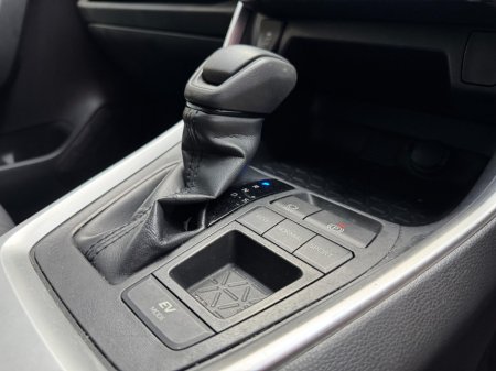 2020 Toyota RAV4 - photo 13