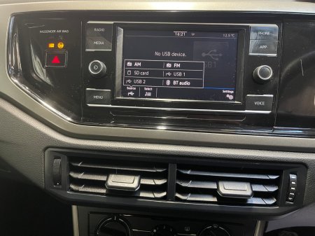 2020 Volkswagen Polo - photo 12