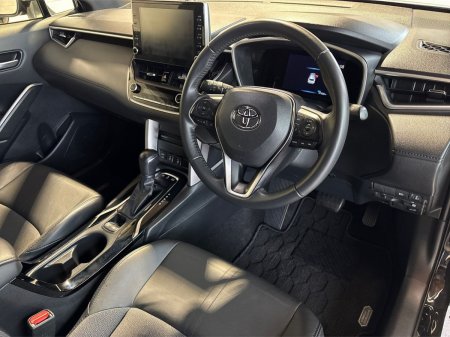2023 Toyota Corolla Cross - photo 9