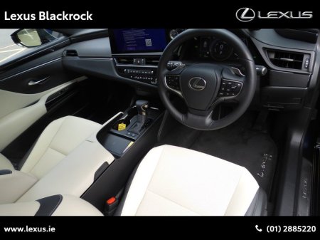 2025 Lexus ES - photo 2