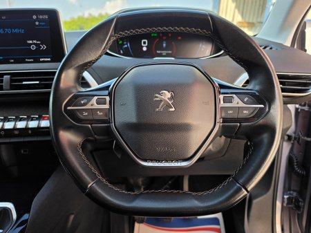 2018 Peugeot 5008 - photo 34