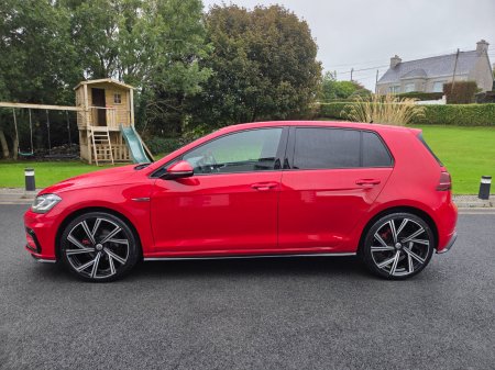 2019 Volkswagen Golf - photo 2