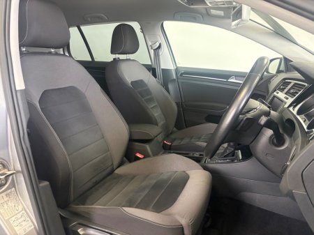 2019 Volkswagen Golf - photo 5