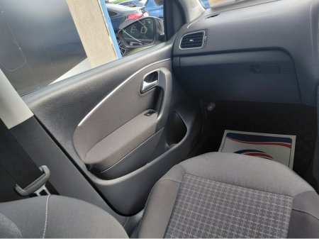 2015 Volkswagen Polo - photo 12