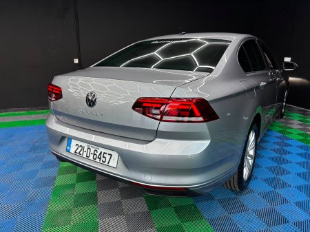 2022 Volkswagen Passat - photo 8