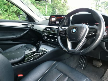 2021 BMW 5-Series - photo 28