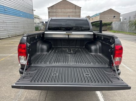 2023 Toyota Hilux - photo 10