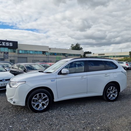 2015 Mitsubishi Outlander - photo 5