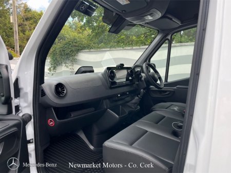 2027 Mercedes-Benz Sprinter - photo 18