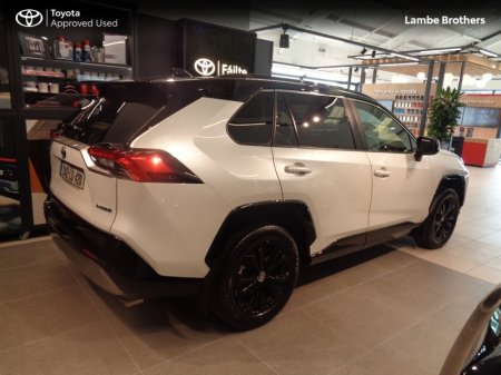 2024 Toyota RAV4 - photo 9
