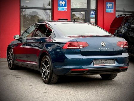 2020 Volkswagen Passat - photo 6