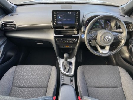 2023 Toyota Yaris Cross - photo 8