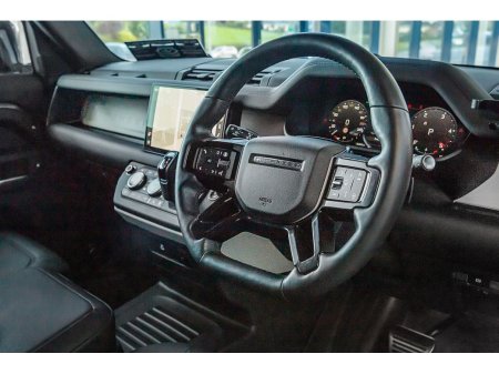 2025 Land Rover Defender - photo 18