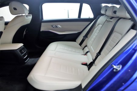 2022 BMW 3-Series - photo 16