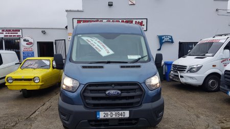 2021 Ford Transit - photo 2