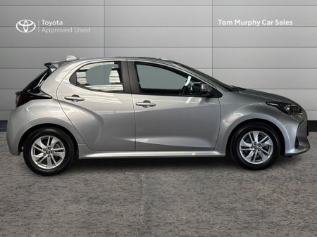 2024 Toyota Yaris - photo 3