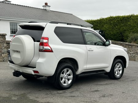 2016 Toyota Land Cruiser - photo 12