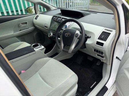 2013 Toyota Prius - photo 9