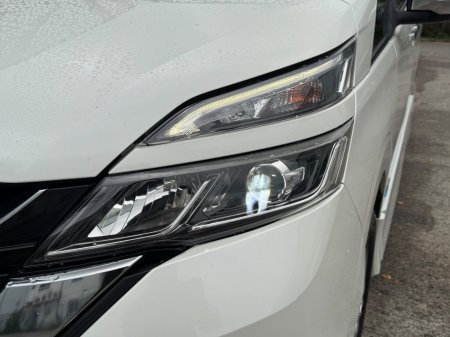 2017 Nissan Serena - photo 27