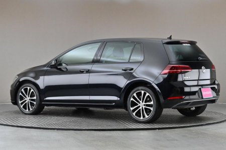 2020 Volkswagen Golf - photo 6