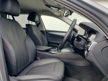 2024 BMW 5-Series - photo 12