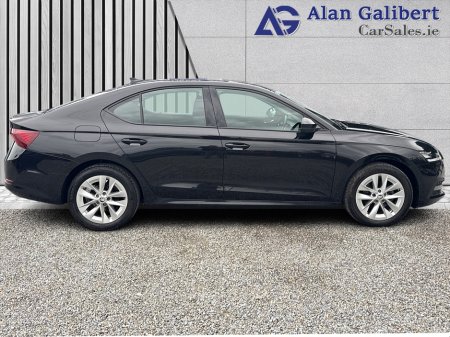 2022 Skoda Octavia - photo 3