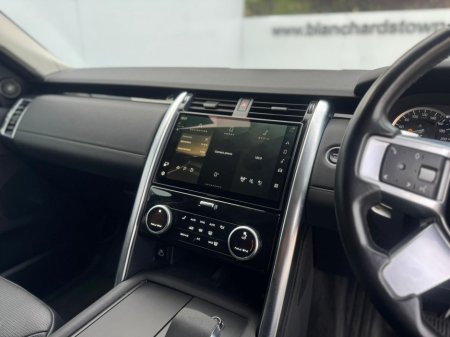 2022 Land Rover Discovery - photo 8